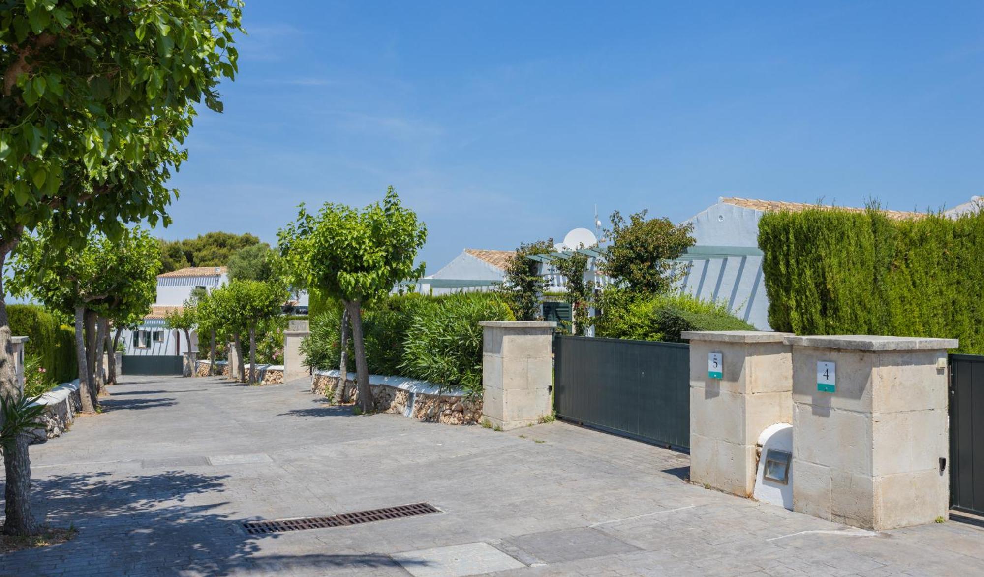 Villas Finesse By Menorcarentals Son Bou Luaran gambar